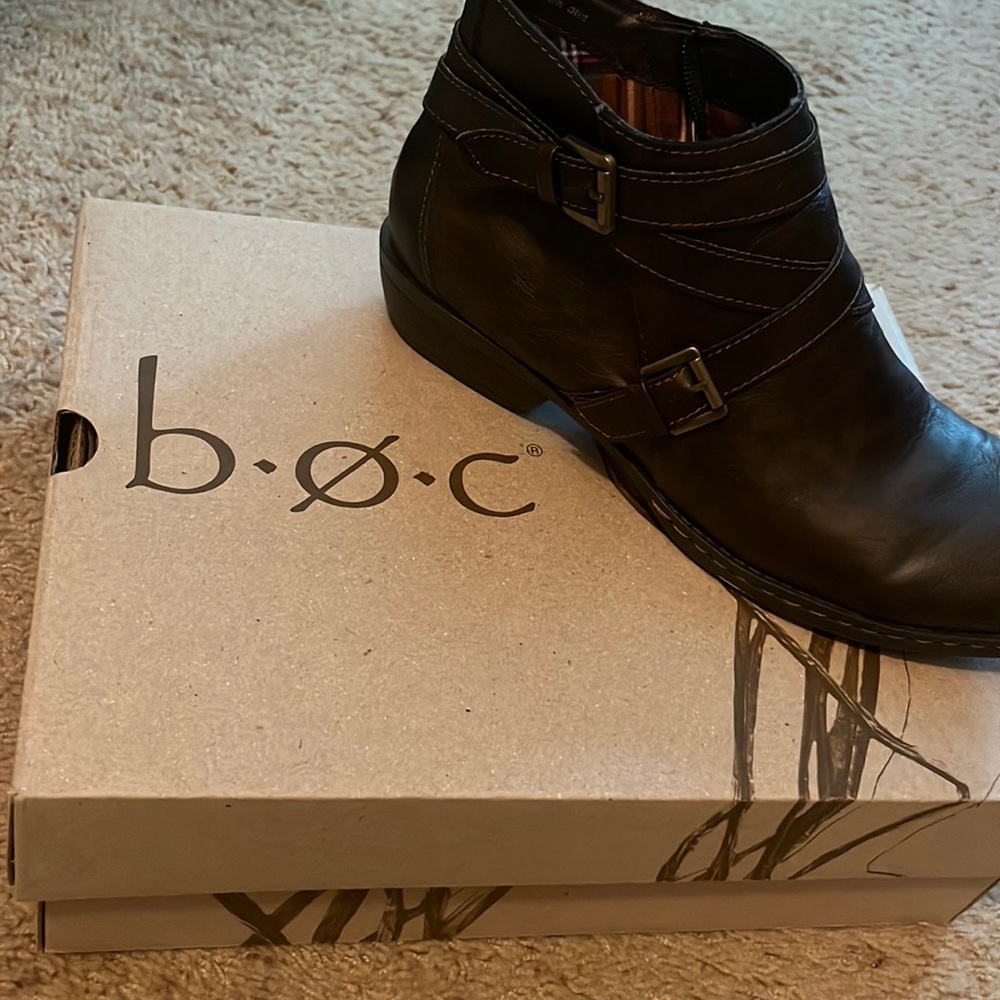 Boc brown boots